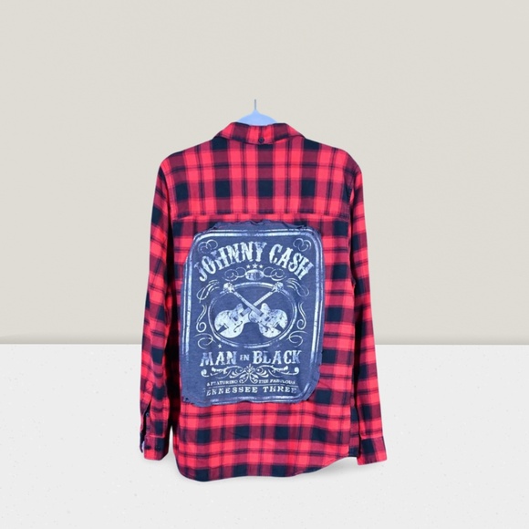 Red & Black Flannel – Medium, Johnny Cash Patch - Picture 1 of 3
